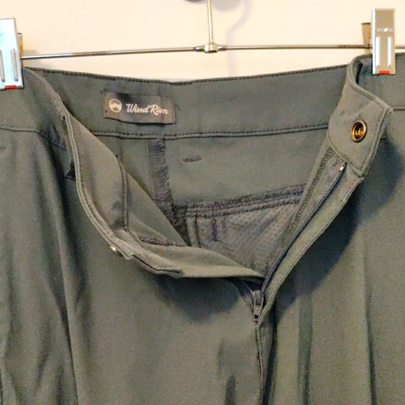 Grey Wind River 3/4 length pants - Size 12 - Picture 2 of 4